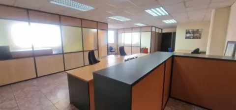Oficina en Ventas