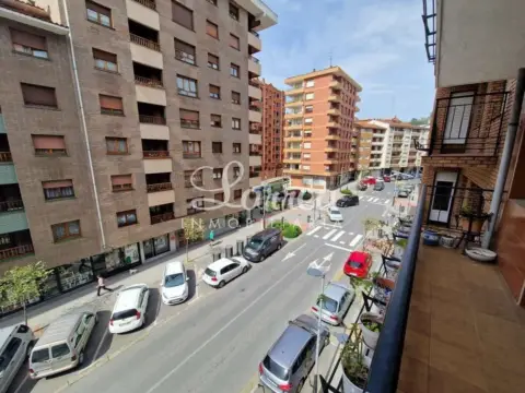 Piso en calle de Zamakoa, 8