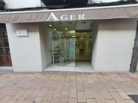 Local comercial en calle Urdaneta