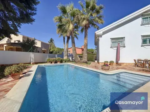 Chalet en calle de la Encina