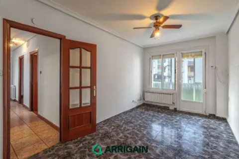 Piso en Plaza de Bazkardo, 7