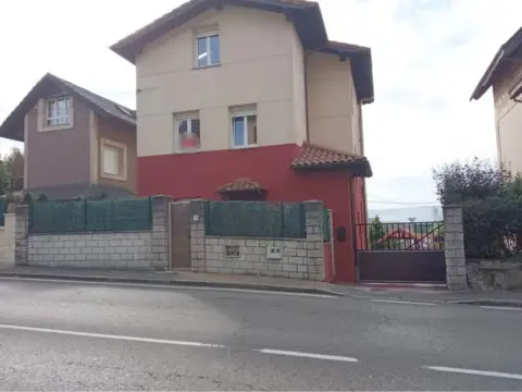 Chalet en calle de Campogiro