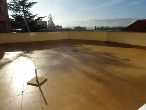 Piso en calle Merindad Losa, 12