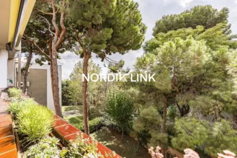 Piso en Plaça de Jardins de Tòquio