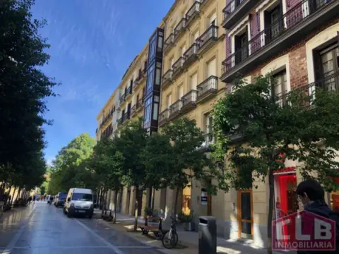 Oficina en calle de Txurruka