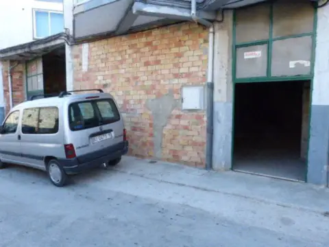 Garatge a Espinosa de los Monteros