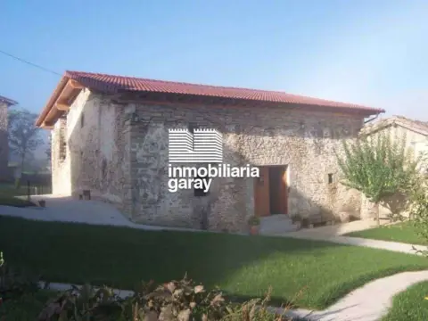 Casa en San Pantaleon de Losa