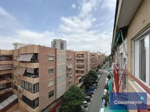 Piso en calle de los Doscientos, 39