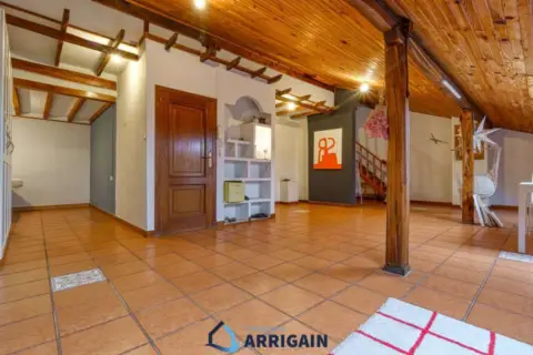 Local comercial en Loyola