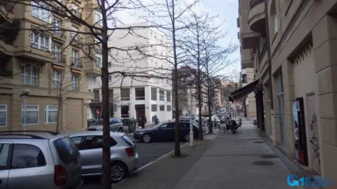 Garaje en calle de Donibane Garazi