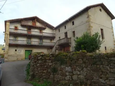 Casa en Barrio de Adino
