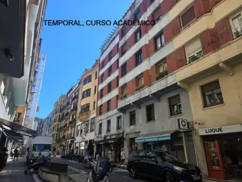 Piso en calle de Karkizano