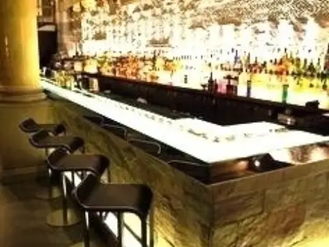 Local comercial en Juzgados