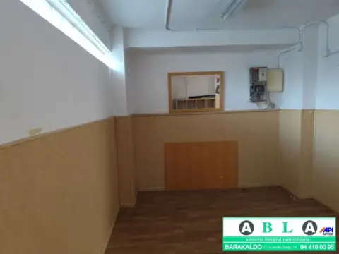 Local comercial en Bizkaia Kalea, 52