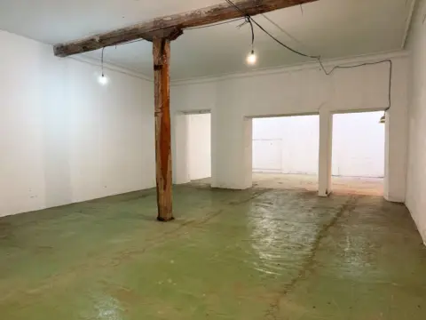 Local comercial en La Bretxa