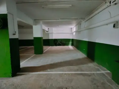 Garaje en Amara Berri