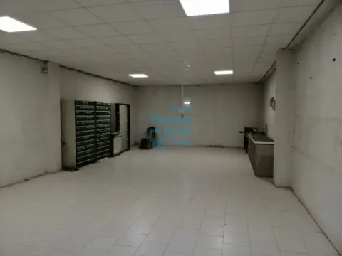 Local comercial en calle de Mariarats, 2