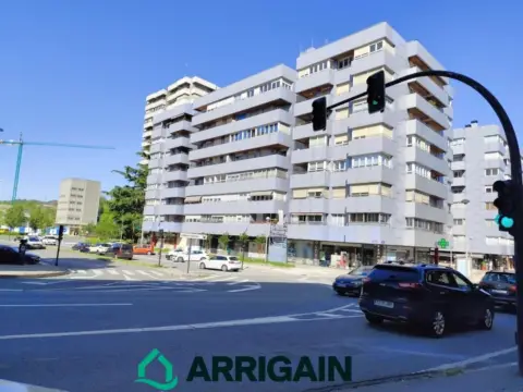 Local comercial en Avenida de Zarautz, 111