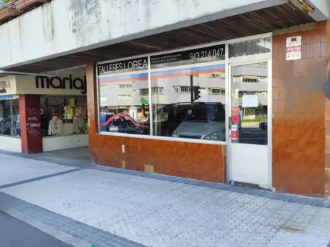Local comercial en Avenida de Zarautz, 111