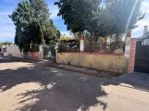 Chalet en El Casar de Escalona