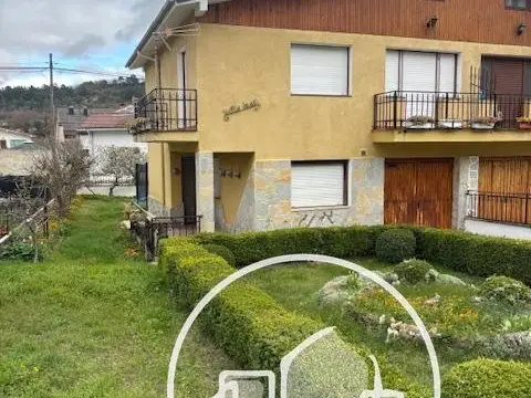 Casa adosada en Pedrosa de Tobalina