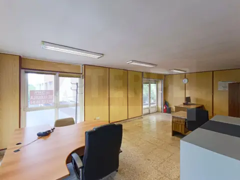 Local comercial en calle de Sorgintzulo