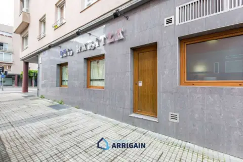 Local comercial en calle Baratzategui, nº 1