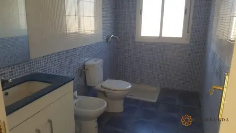 Casa adosada en Avenida de Zaragoza, 111