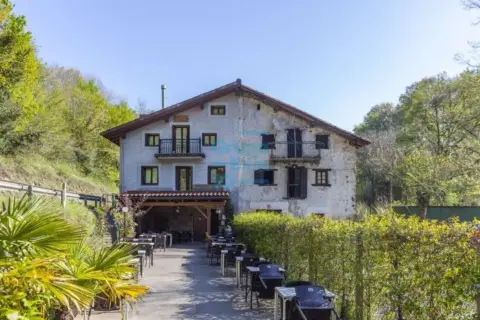 Local comercial en calle Astigarrako Bidea