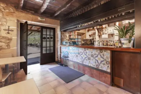 Local comercial en calle Astigarrako Bidea