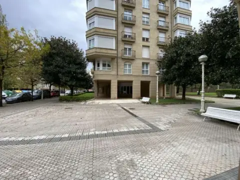 Oficina en Ondarreta Pasealekua