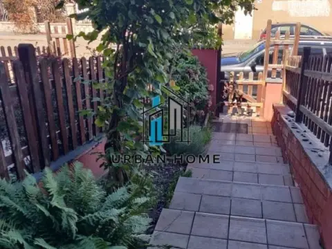 Chalet en calle del Barrio