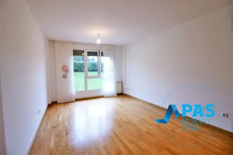 Piso en calle Lauro Fernández González