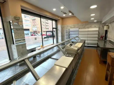 Local comercial en Ermitagaña-Mendebaldea-Etxabakoitz
