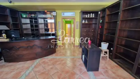 Local comercial en calle Agirre Lehendakari Etorbidea, nº 9