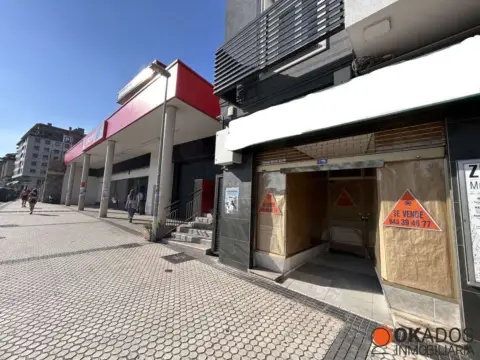 Local comercial en Avenida de Pasajes de San Pedro, 51