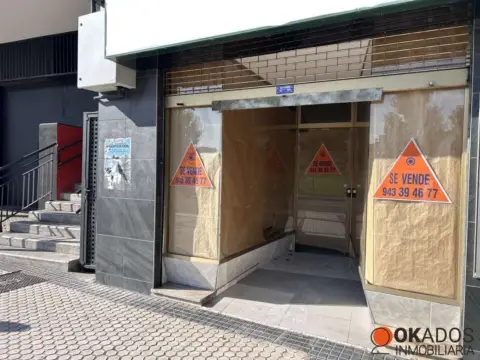 Local comercial en Avenida de Pasajes de San Pedro, 51