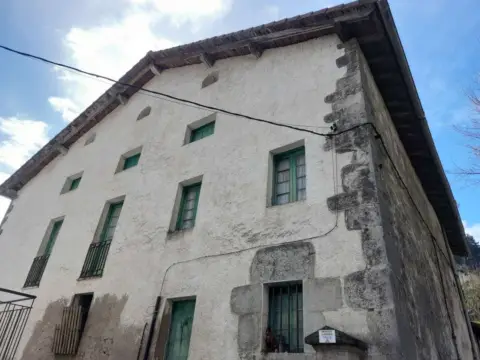 Casa en calle Erdigunea Gunea, nº 9