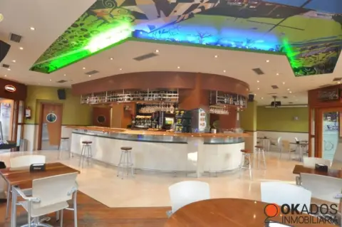 Local comercial en Herriko Plaza, 11