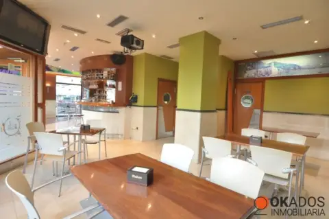 Local comercial en Herriko Plaza, 11