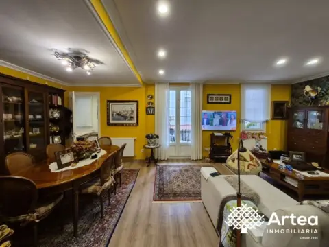 Piso en calle de Bidebarrieta