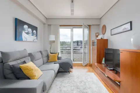 Dúplex en calle de Arturo Campión