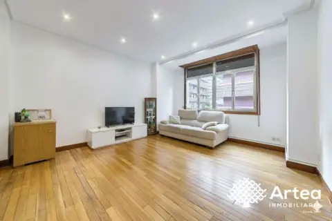 Piso en calle Zurbarán, 1