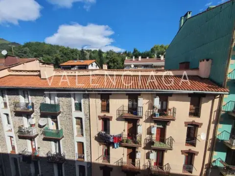 Piso en calle Maribaratza