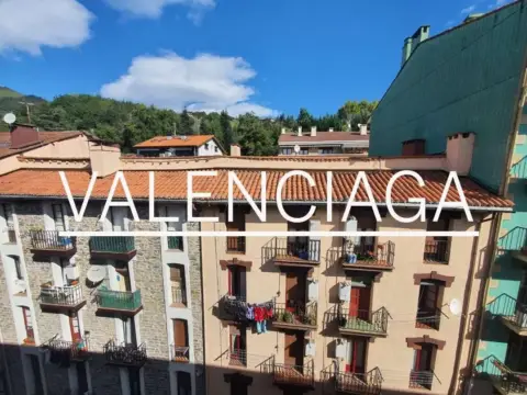 Piso en calle Maribaratza