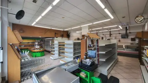 Local comercial en calle de Extremadura