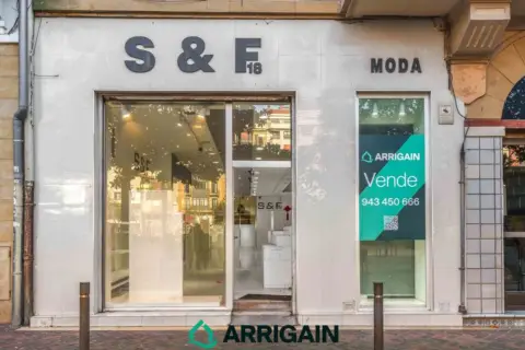 Local comercial en calle de San Francisco, 18