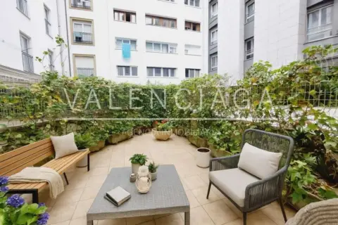 Piso en calle de Etxaide