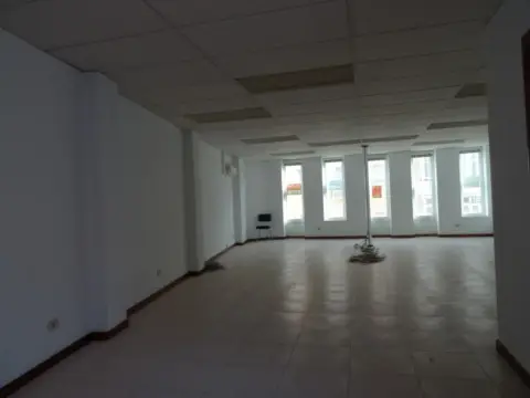 Oficina en Avenida de Portugal