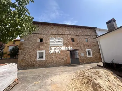 Casa en Boveda de La Ribera